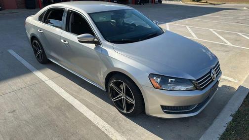 2013 Volkswagen Passat 2.5 SE