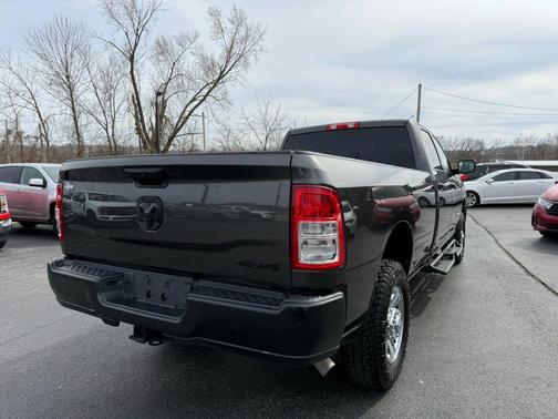 2022 RAM 2500 Tradesman Crew Cab 4x4 8' Box