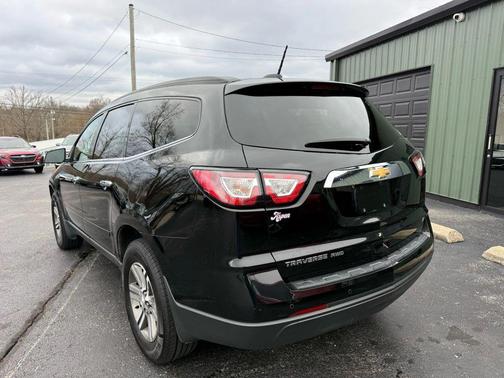 2017 Chevrolet Traverse 2LT