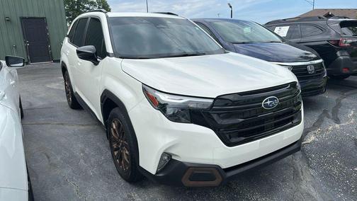 Crystal White Pearl 2025 Subaru Forester Sport