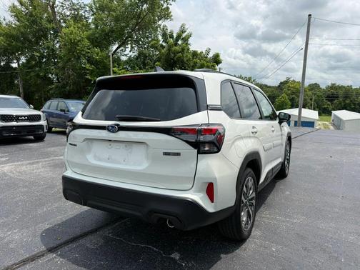 White 2025 Subaru Forester Hybrid Touring
