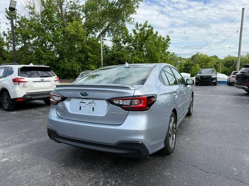 Ice Silver Metallic 2025 Subaru Legacy Limited