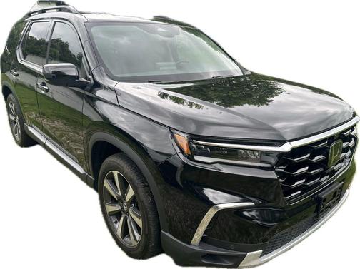 Crystal Black Pearl 2024 Honda Pilot Elite