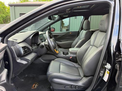 Crystal Black Silica 2023 Subaru Outback Wilderness