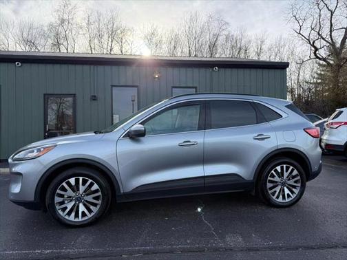 2022 Ford Escape Titanium