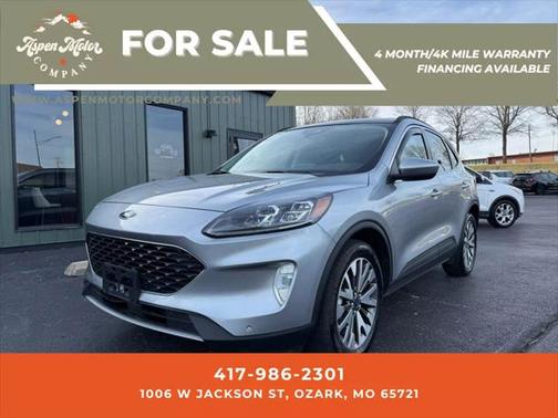 2022 Ford Escape Titanium