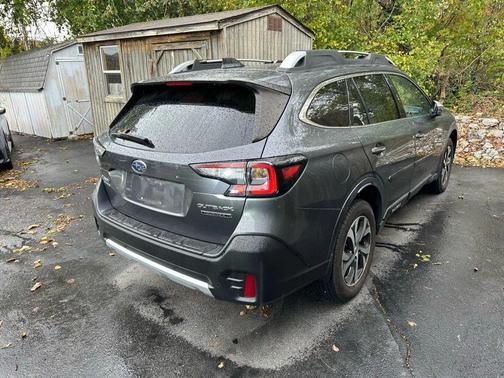 2021 Subaru Outback Touring XT