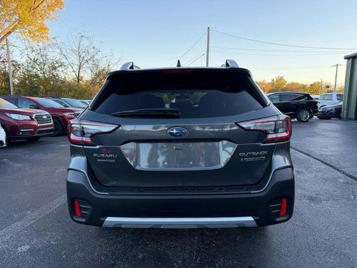 2021 Subaru Outback Touring XT