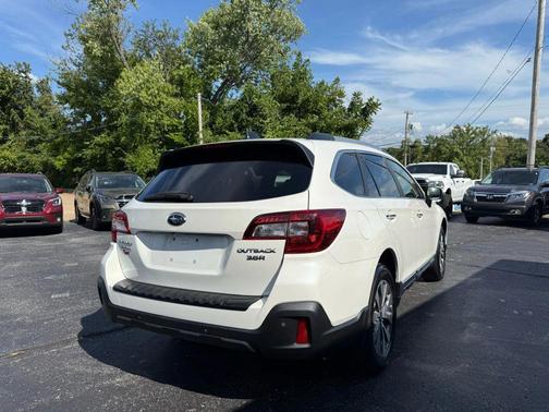 2019 Subaru Outback 3.6R Touring