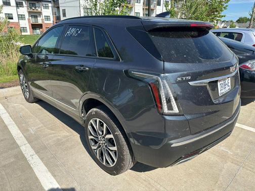 Shadow Metallic 2021 Cadillac XT5 Sport