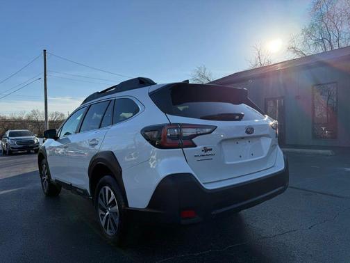 2025 Subaru Outback Premium