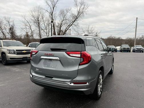 2023 GMC Terrain Denali