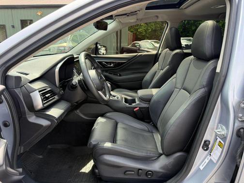 Ice Silver Metallic 2025 Subaru Outback Limited