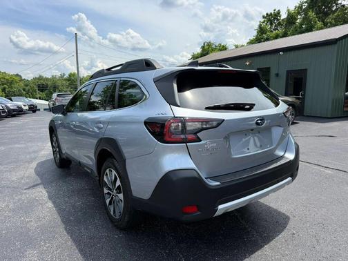 Ice Silver Metallic 2025 Subaru Outback Limited