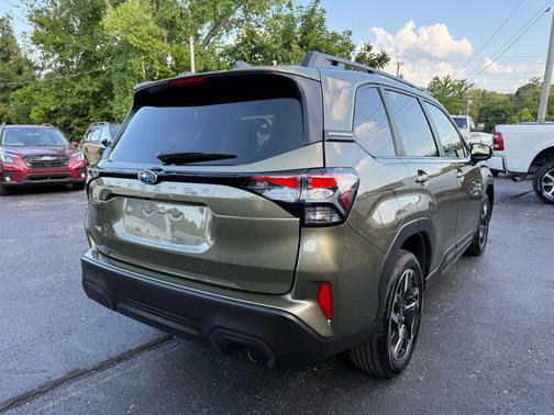 2025 Subaru Forester Sport