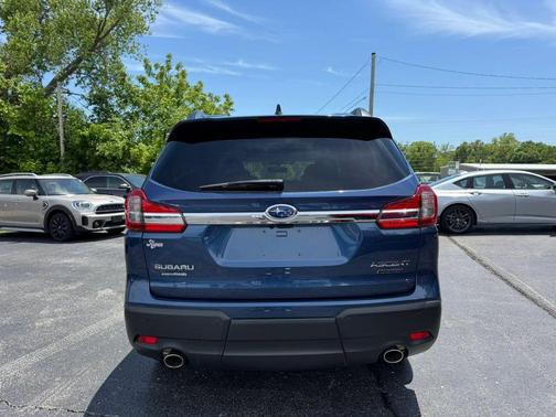 Abyss Blue Pearl 2022 Subaru Ascent Limited 7-Passenger
