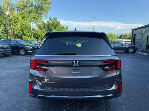 Gray 2025 Honda Odyssey EX-L