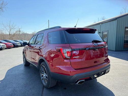 2019 Ford Explorer Sport