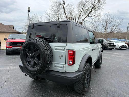 2022 Ford Bronco Black Diamond