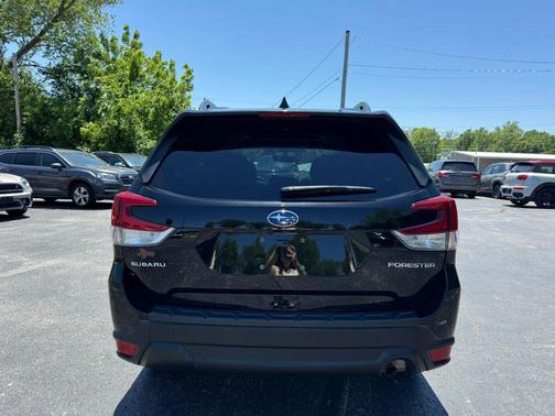 Crystal Black Silica 2024 Subaru Forester Sport