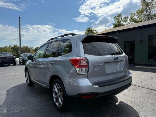 2017 Subaru Forester 2.5i Touring
