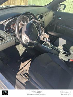 2012 Chrysler 200 Touring