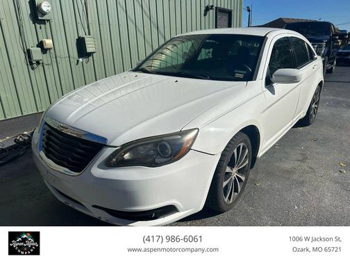 2012 Chrysler 200 Touring