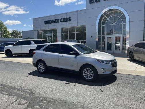 Silver Ice Metallic 2021 Chevrolet Equinox LS