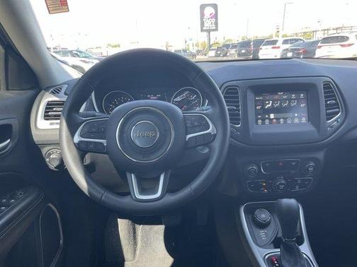 Granite Crystal Clearcoat Metallic 2020 Jeep Compass Sport