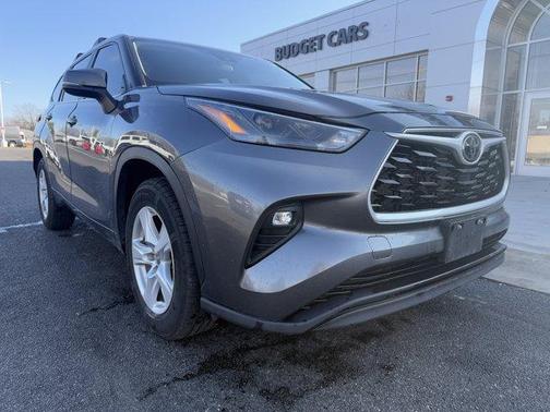 2023 Toyota Highlander LE