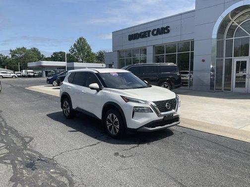 White 2021 Nissan Rogue SV
