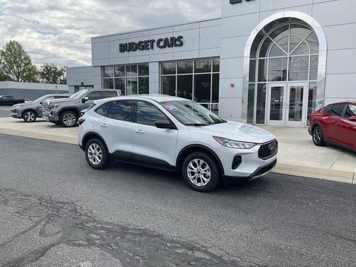 Silver Metallic 2025 Ford Escape Active