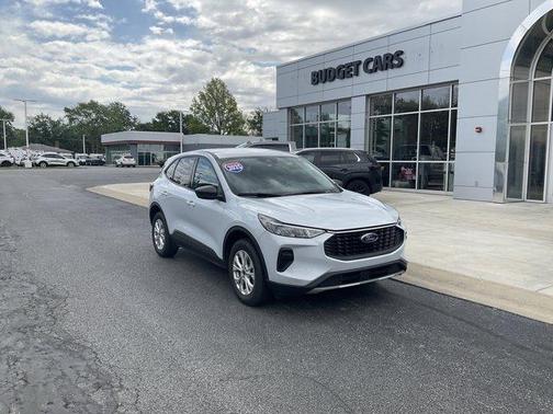Silver Metallic 2025 Ford Escape Active