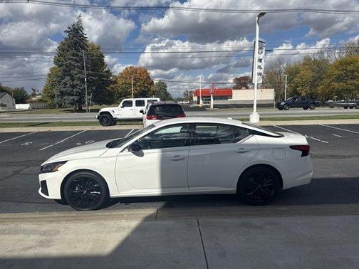 2024 Nissan Altima 2.5 SR