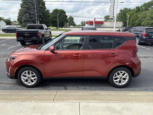2024 Kia Soul LX