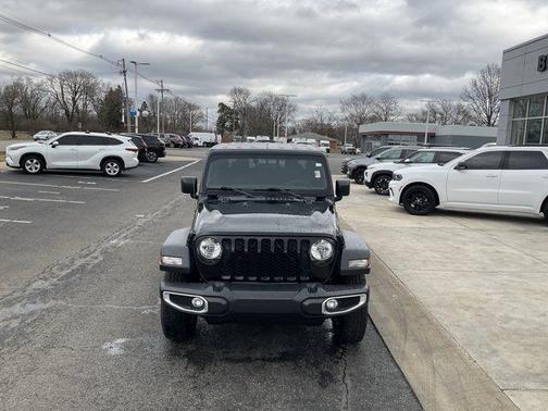 2023 Jeep Gladiator Sport