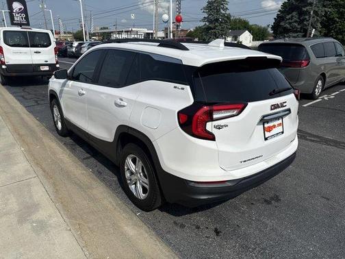2022 GMC Terrain SLE