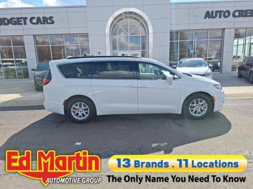 2022 Chrysler Pacifica Touring-L