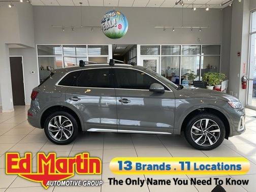 Chronos Gray Metallic 2024 Audi Q5 45 S line quattro Premium