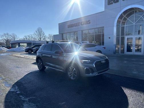 2024 Audi Q5 45 S line quattro Premium