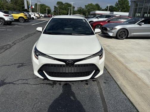 2020 Toyota Corolla Hatchback SE