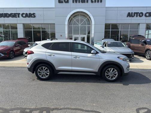 2017 Hyundai TUCSON SE Plus