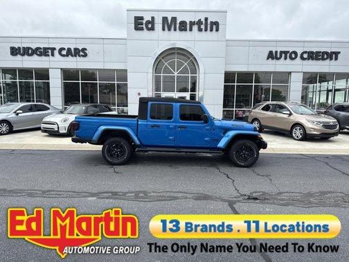 2022 Jeep Gladiator Sport