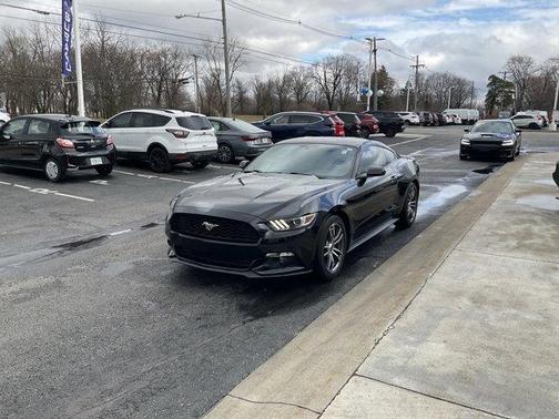2017 Ford Mustang EcoBoost