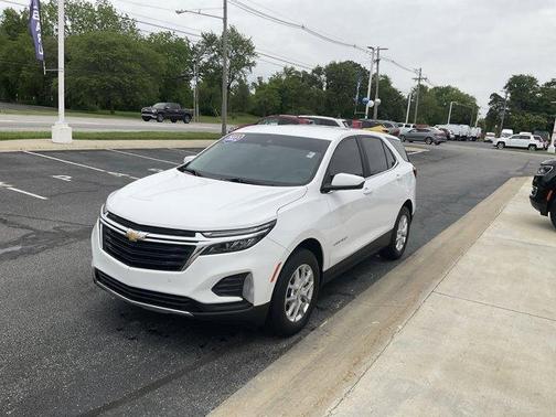 Summit White 2022 Chevrolet Equinox 2LT