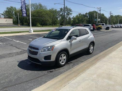 Silver Ice Metallic 2016 Chevrolet Trax LT