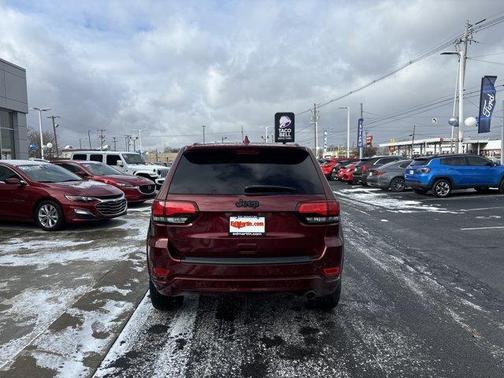 2019 Jeep Grand Cherokee Altitude