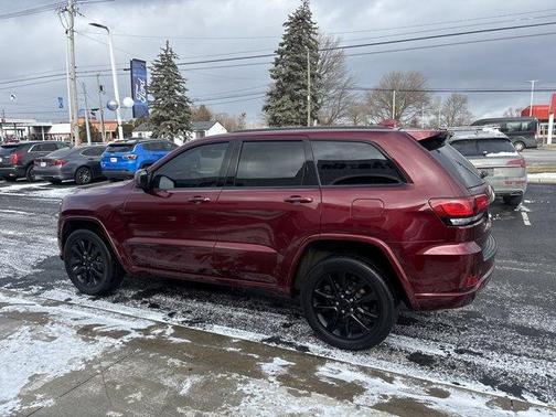 2019 Jeep Grand Cherokee Altitude