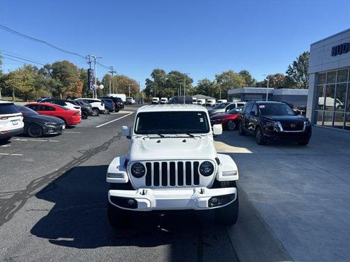 2021 Jeep Wrangler Unlimited Sahara Altitude