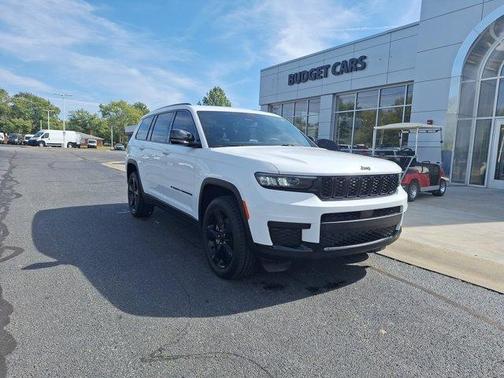 2023 Jeep Grand Cherokee L Laredo